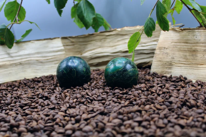 Emerald Sten Kugle (1)