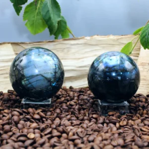 Labradorit-Kugle (2)