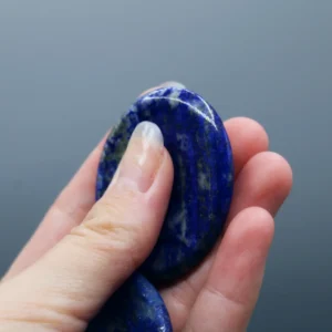 Lapis Lazuli Worrystone (2)